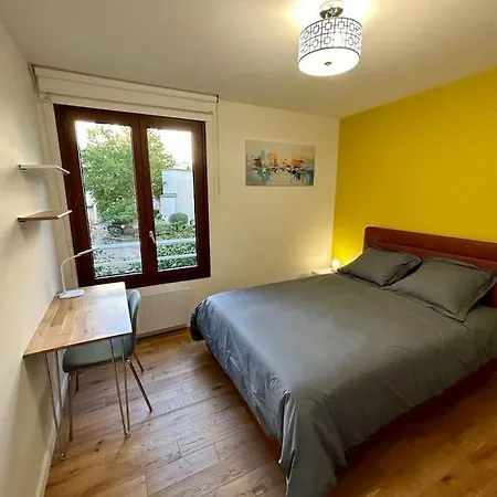 Splendid 92m2 Renovated, 4